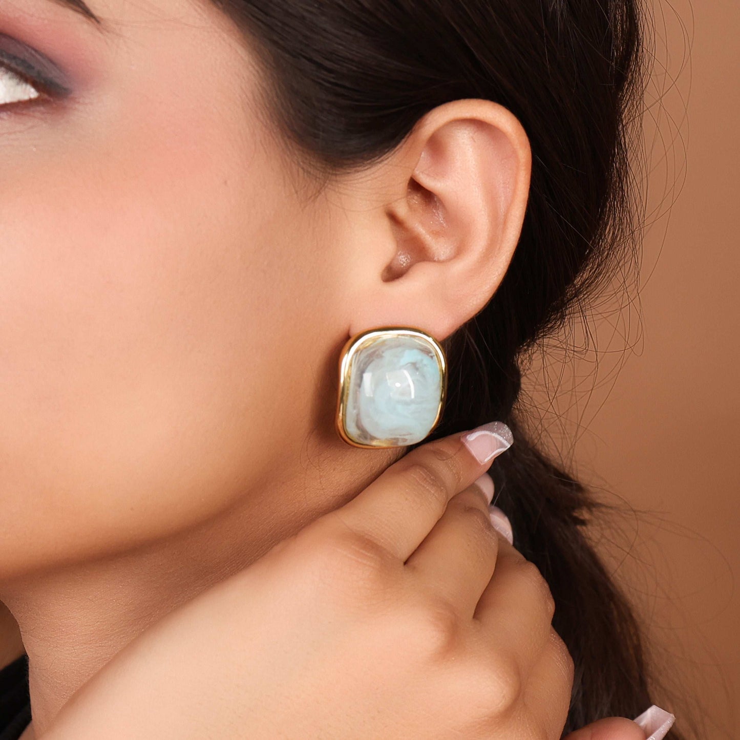 Cushion-Cut Gemstone Stud Earrings - Bradiya
