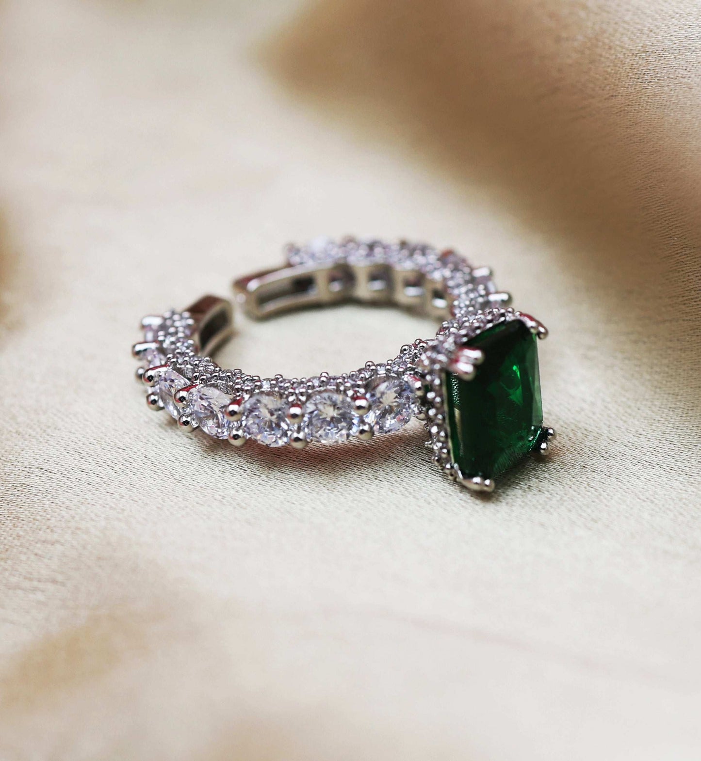 Emerald Envy Ring Luxury Anti-Tarnish Protection - Bradiya