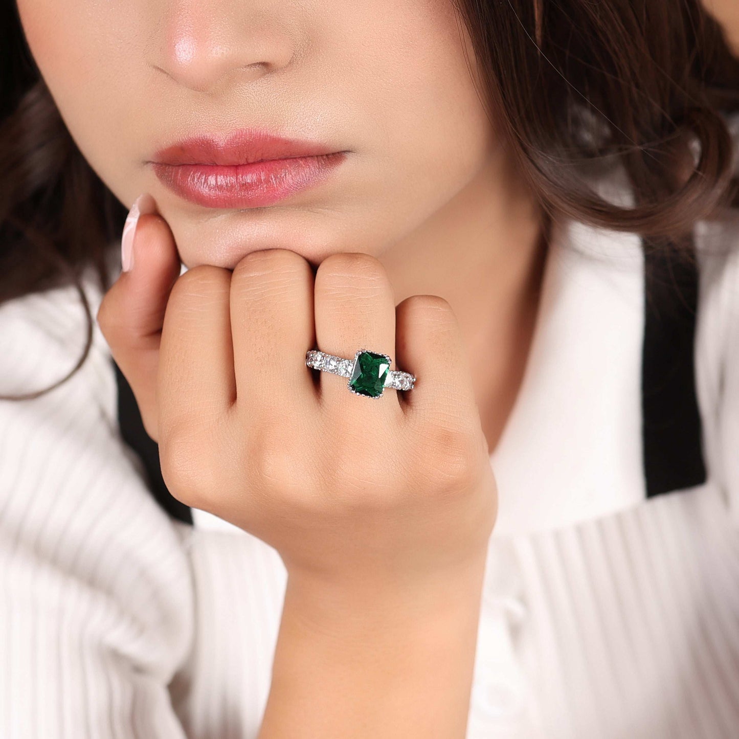 Emerald Envy Ring Luxury Anti-Tarnish Protection - Bradiya