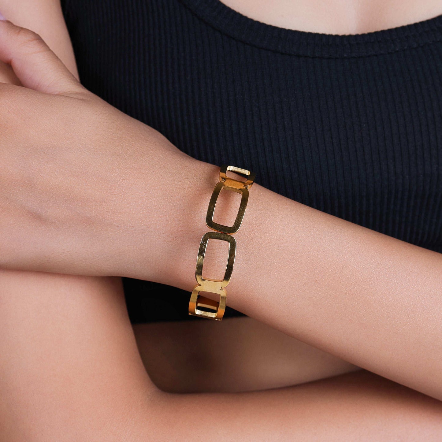 Bradiya Luxury Chunky Links Bracelet - Anti-Tarnish - Bradiya