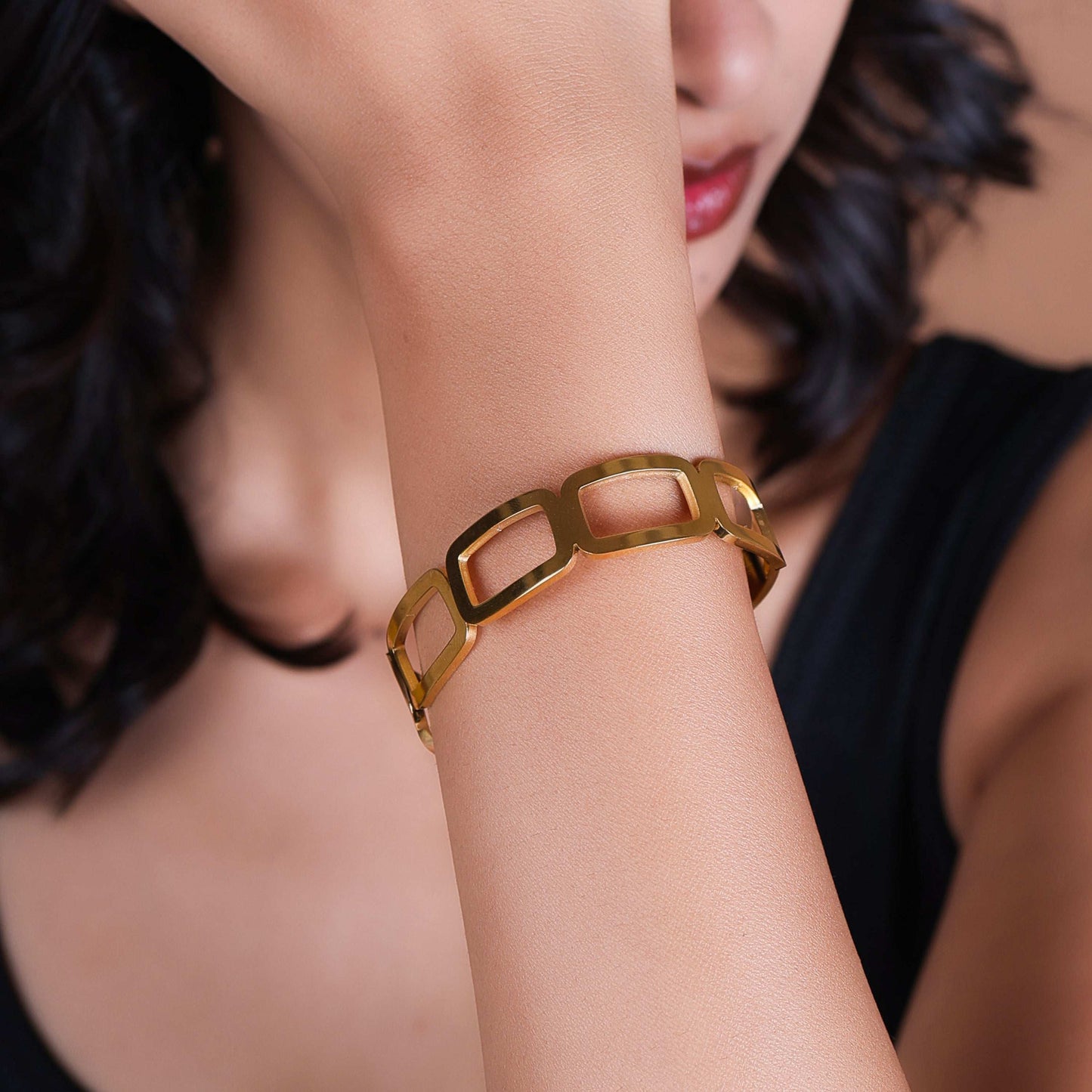 Bradiya Luxury Chunky Links Bracelet - Anti-Tarnish - Bradiya