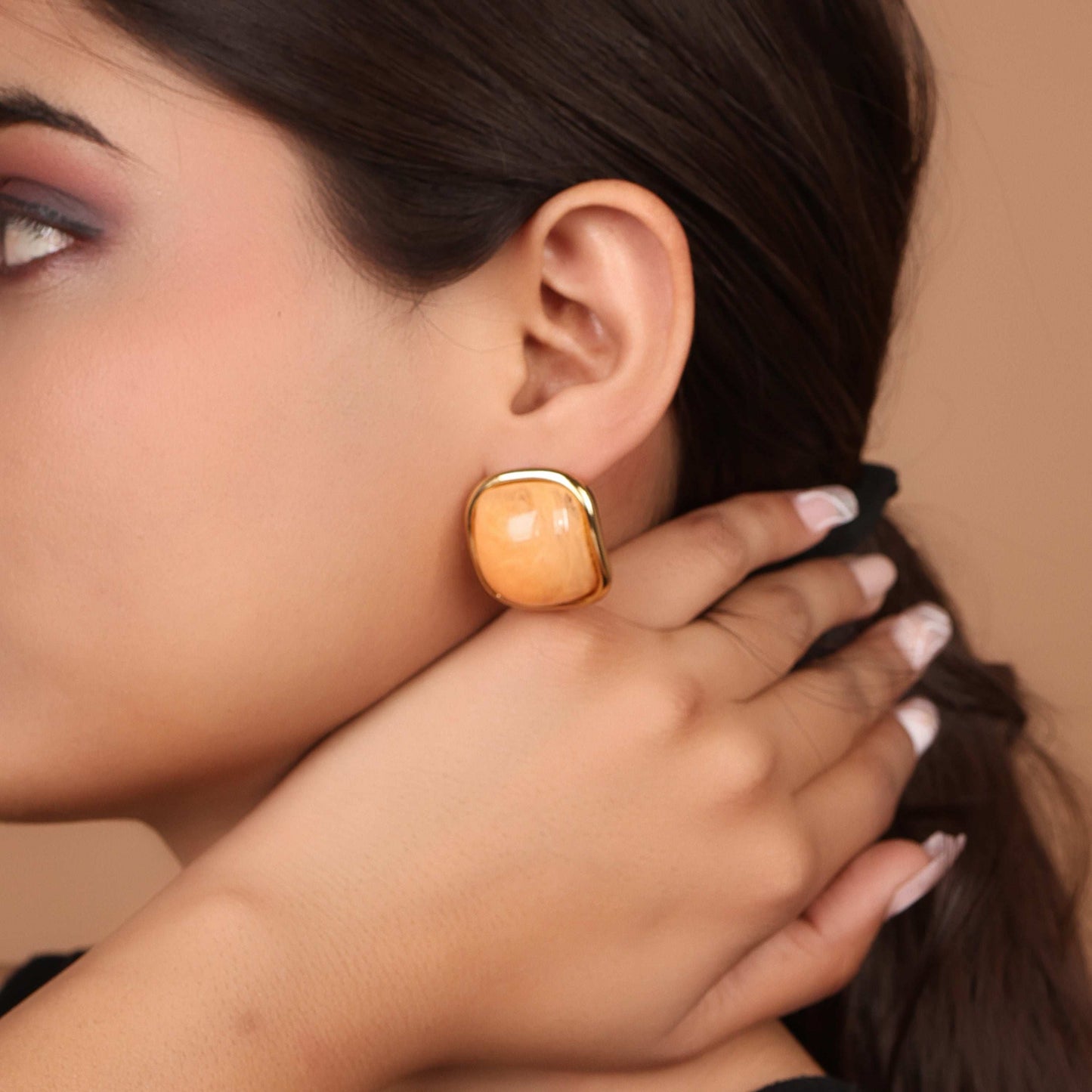 Cushion-Cut Gemstone Premium Stud Earrings - Bradiya