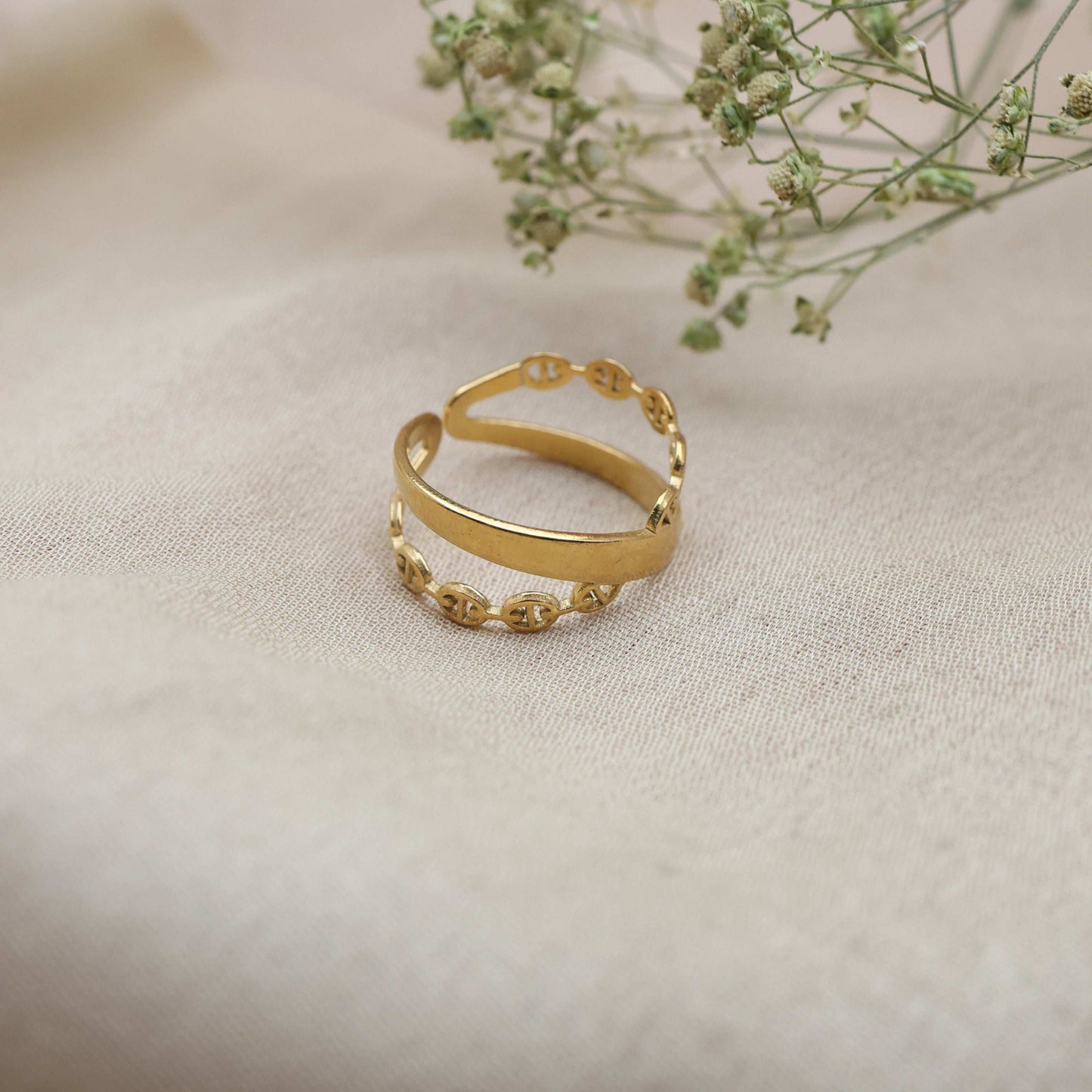 The Golden Ripple Ring - Bradiya