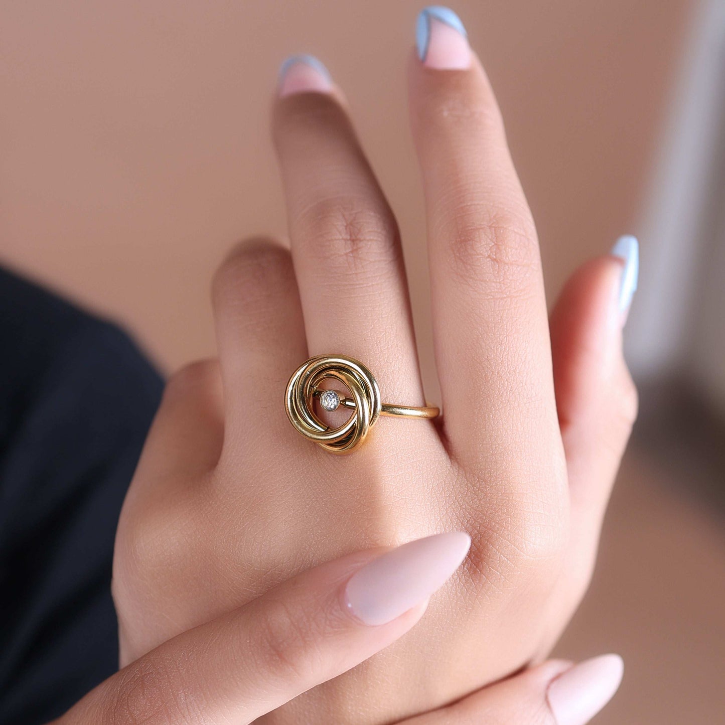 Golden Embrace Ring - Bradiya