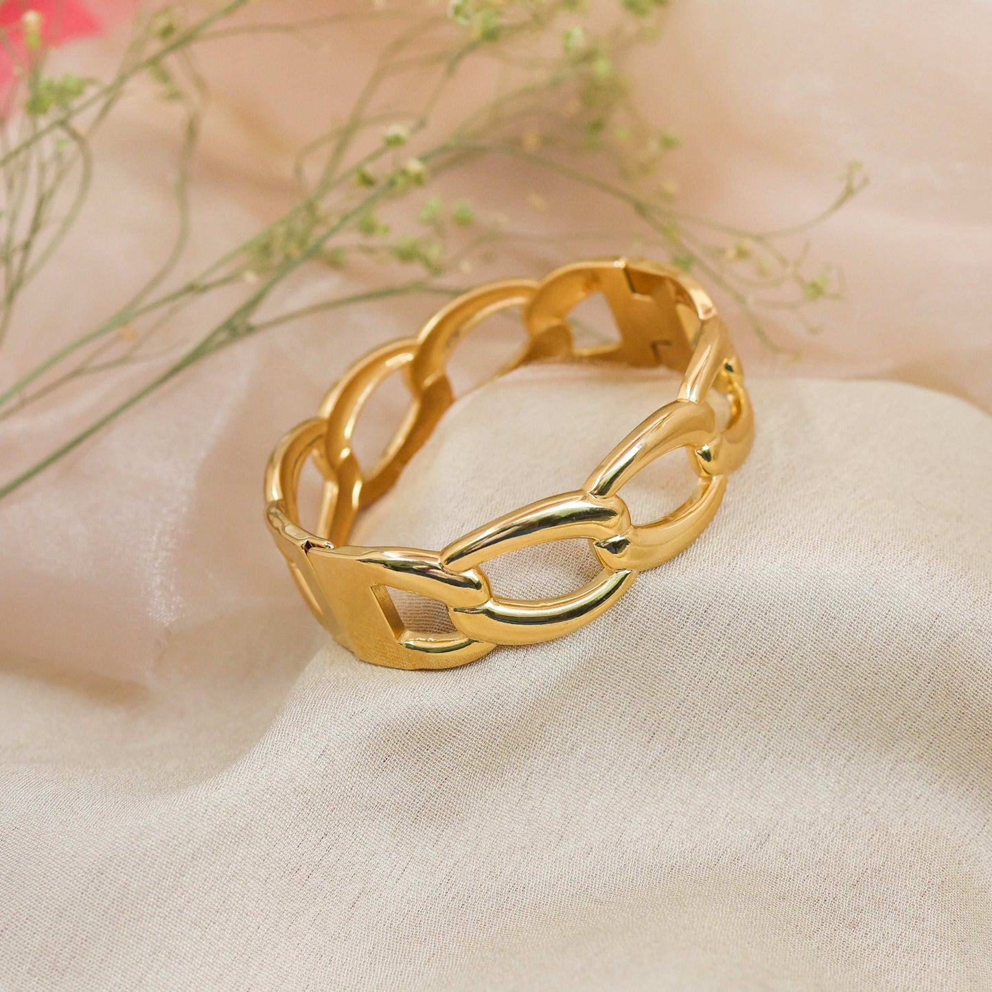 Serena Chain Bracelet. - Bradiya