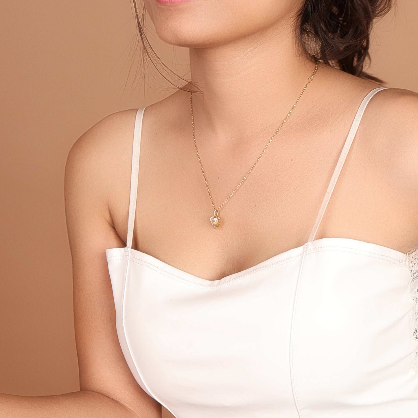 The Fluttering Sparkle Necklace - Bradiya