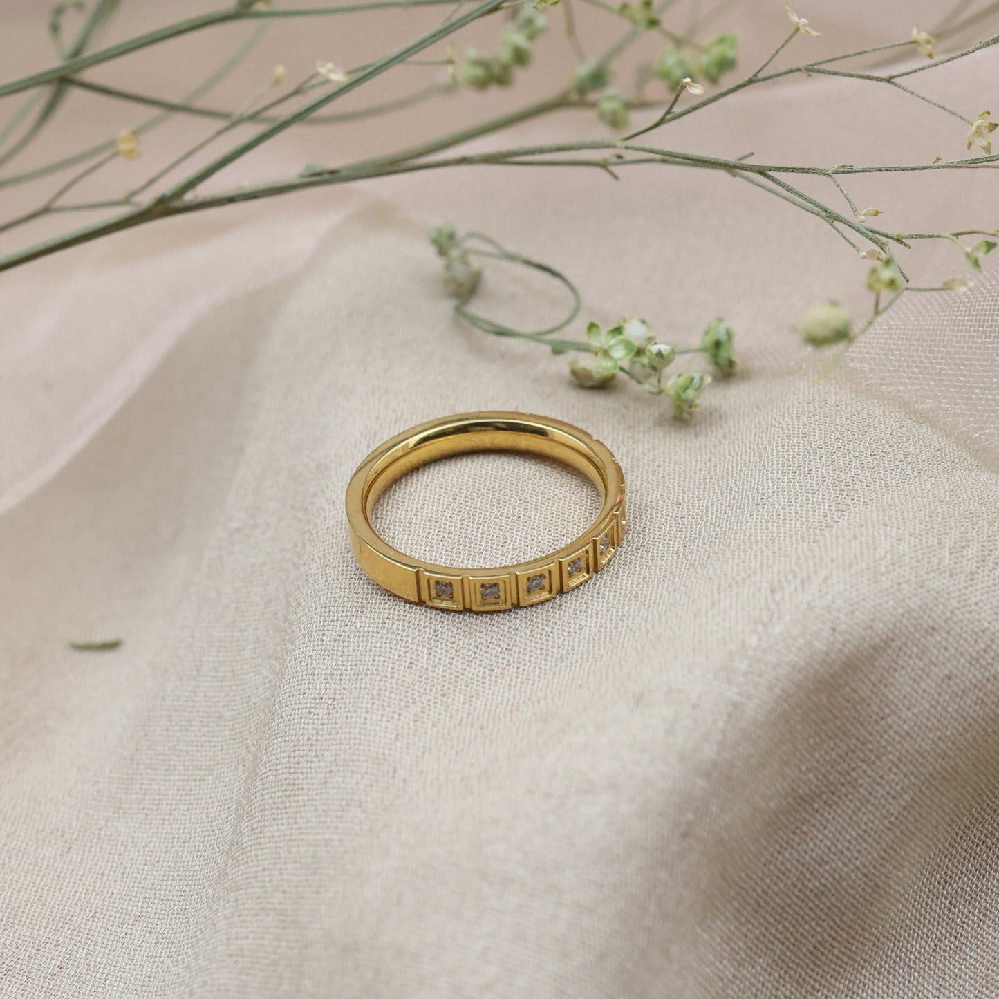 Love Lock Ring - Bradiya