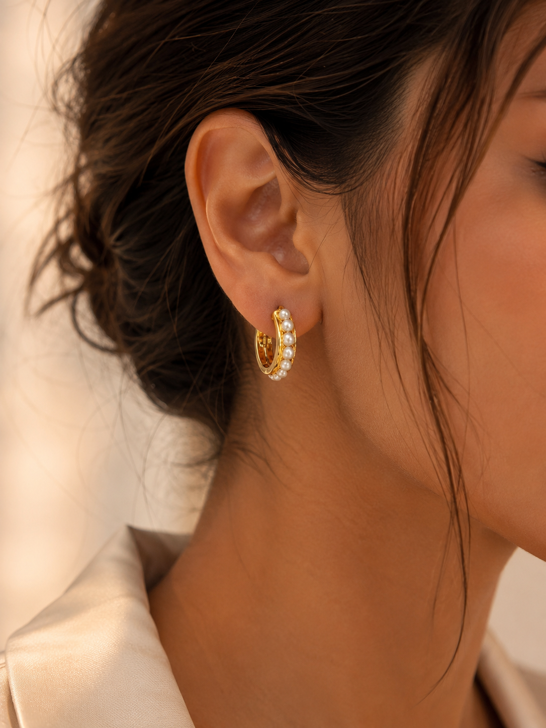 Pearl Line Gold Huggie Hoops