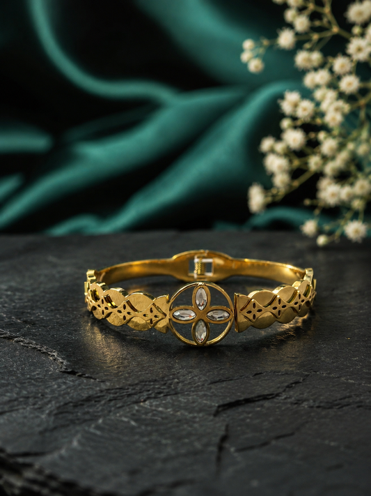 Clover Crystal Hinged Bangle