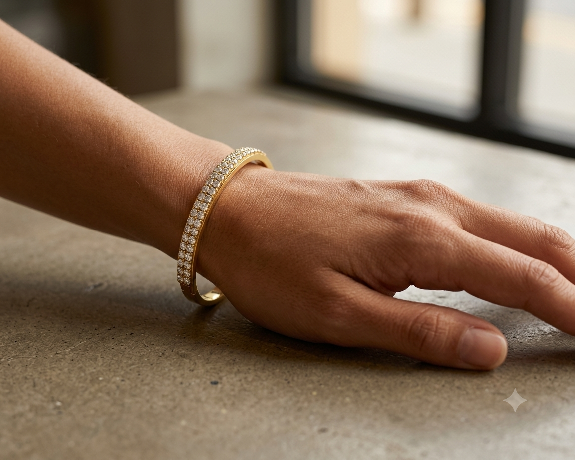 The Starlight Gold Hinged Bangle