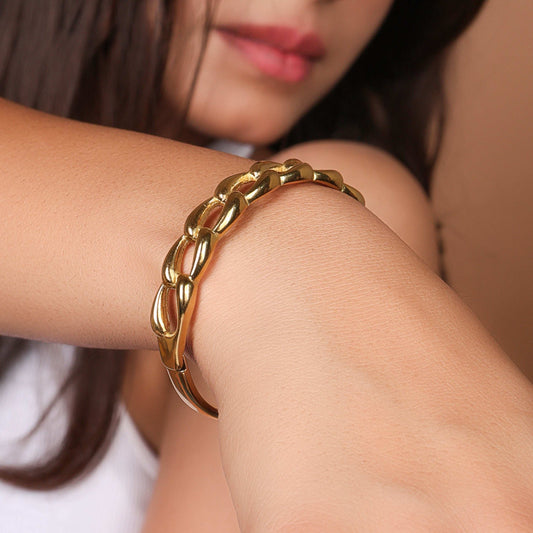 Bradiya Anti-Tarnish Chunky Gold Cuban Link Bracelet - Bradiya