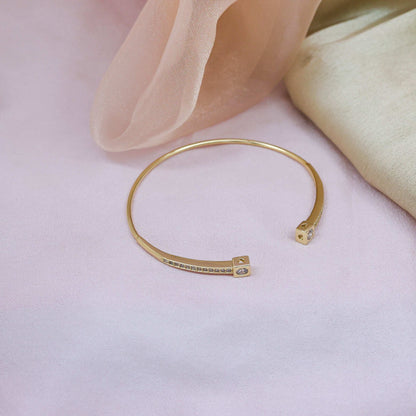 Cube Diamond Open Cuff Bracelet - Bradiya