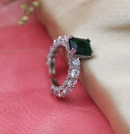 Emerald Envy Ring Luxury Anti-Tarnish Protection - Bradiya