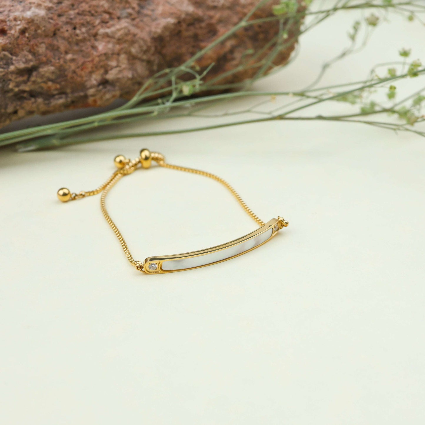 Bradiya Pearlescent Glow Bracelet - Anti-Tarnish Luxury - Bradiya