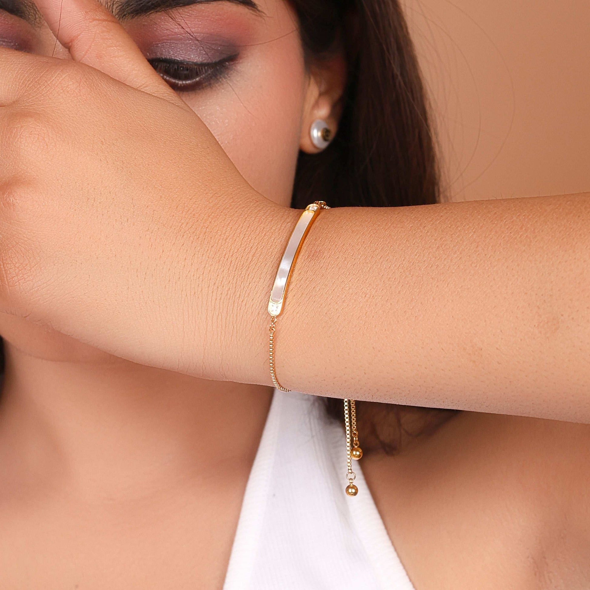 Bradiya Pearlescent Glow Bracelet - Anti-Tarnish Luxury - Bradiya