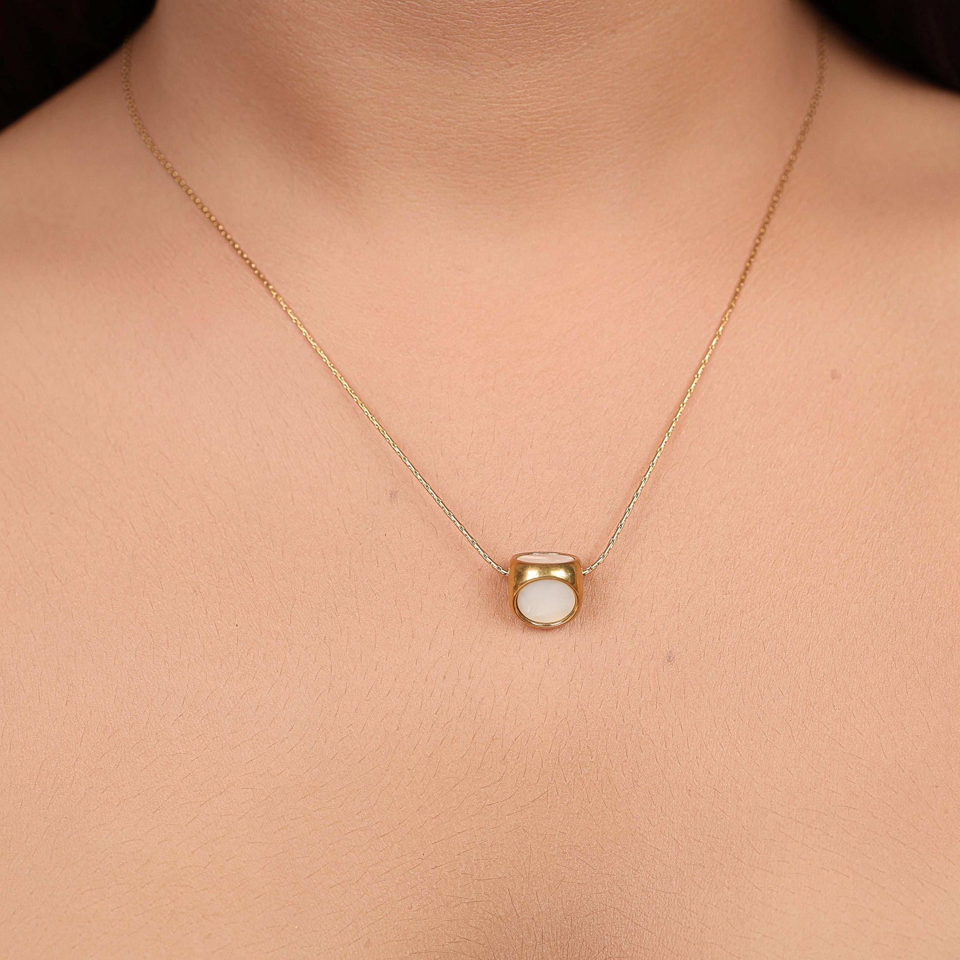 Bradiya Luxury Cylinder Pearl Necklace - Anti-Tarnish - Bradiya