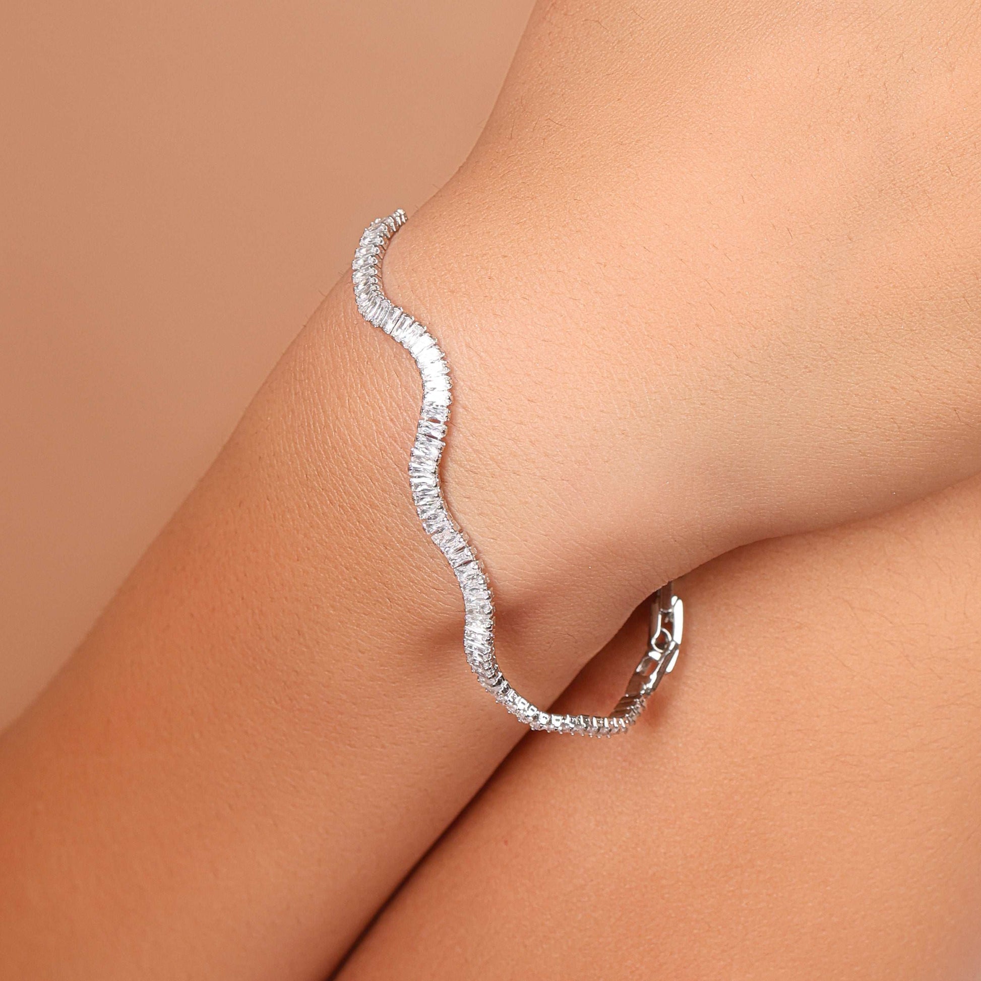 The Ziggle Diamond Bracelet - Bradiya