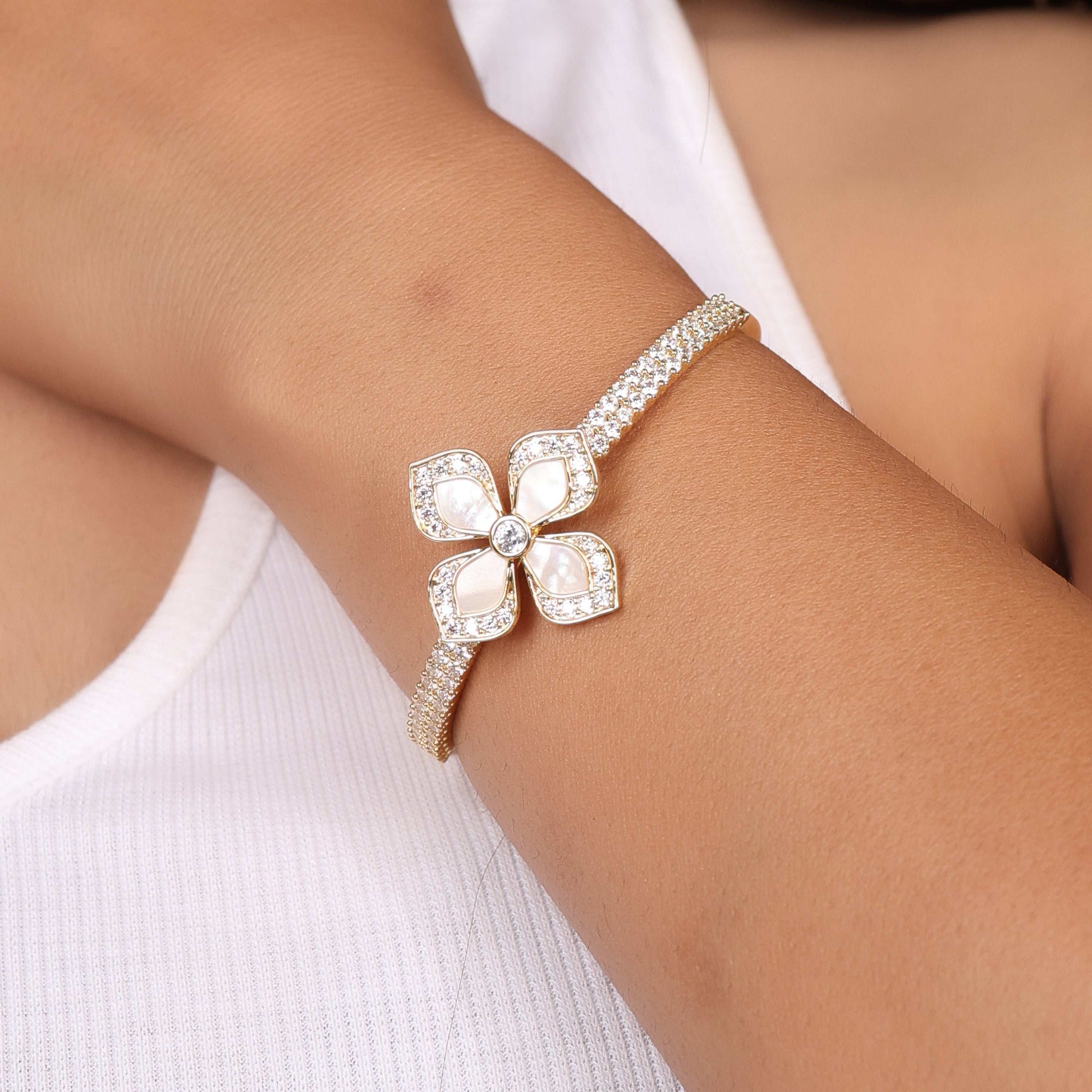 Bradiya Luxury Diamond Floret Bangle - Bradiya