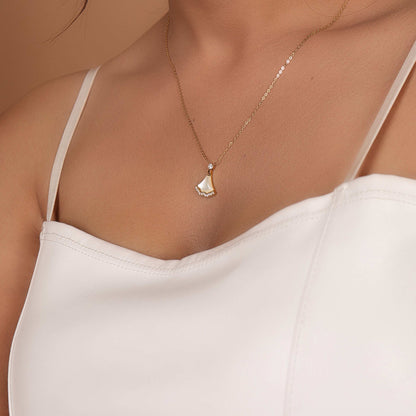 Bradiya Luxury Mother of Pearl Necklace - Anti-Tarnish - Bradiya