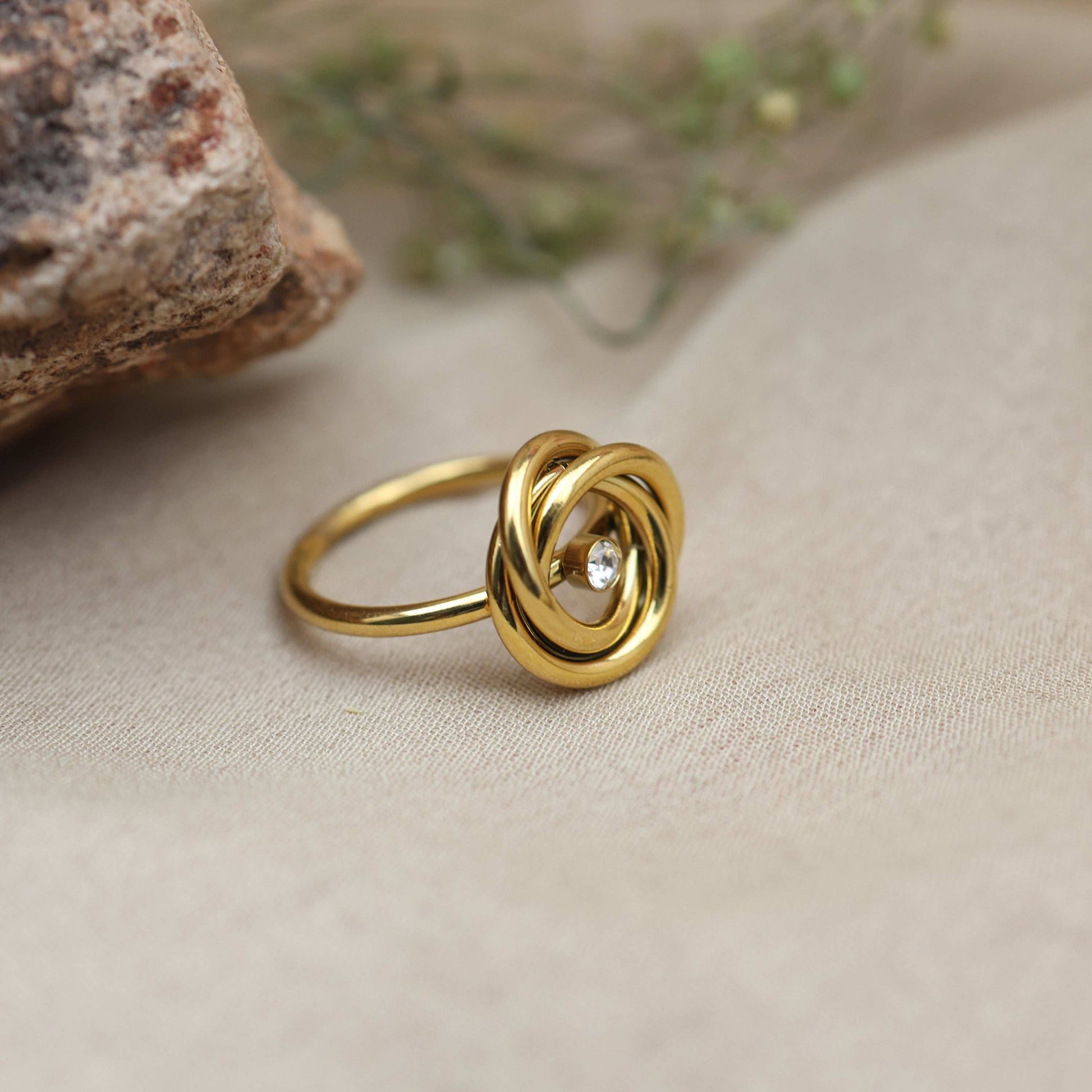Golden Embrace Ring - Bradiya