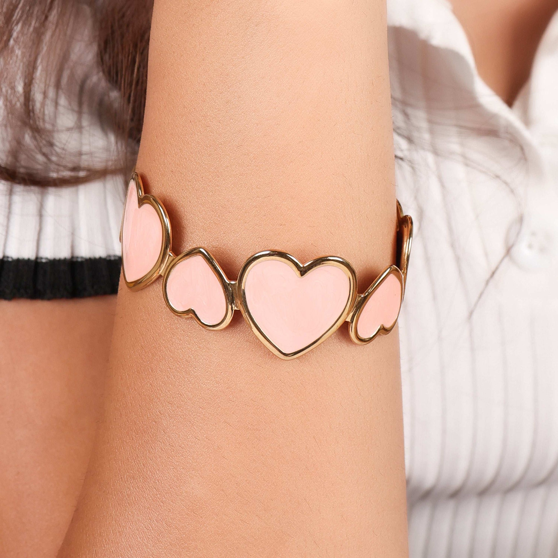Enamel Heart Band Romantic Bracelet - Bradiya
